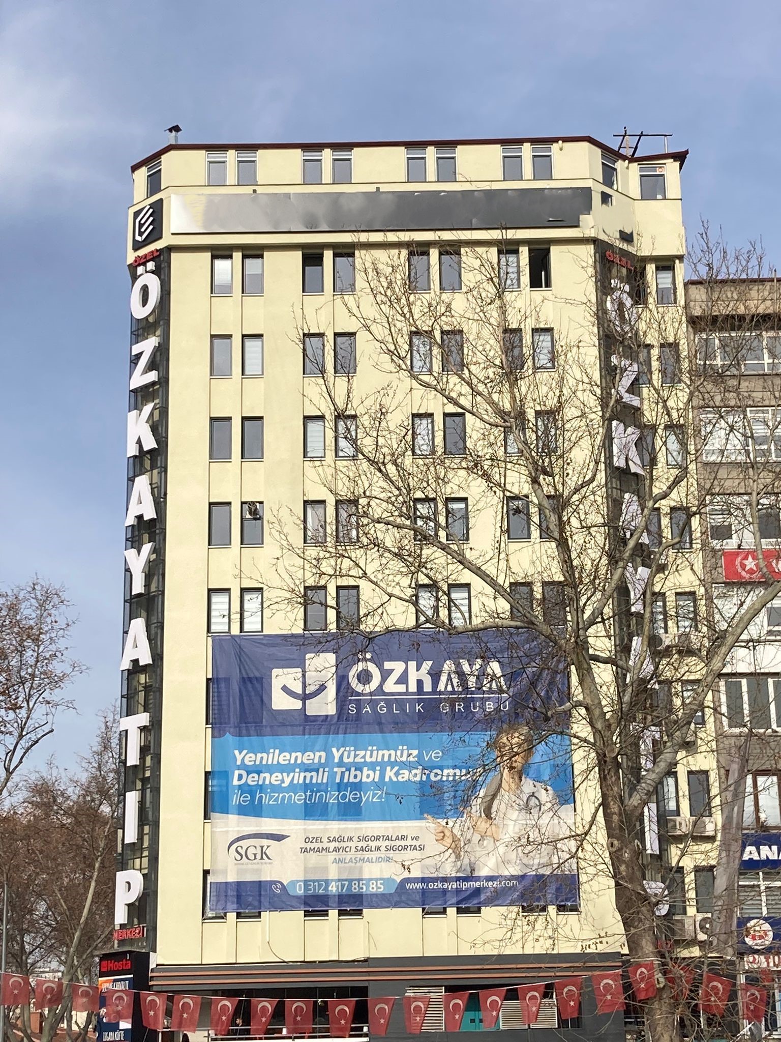Özel Özkaya Tıp Merkezi Saç Ekimi Birimi Ünitesi