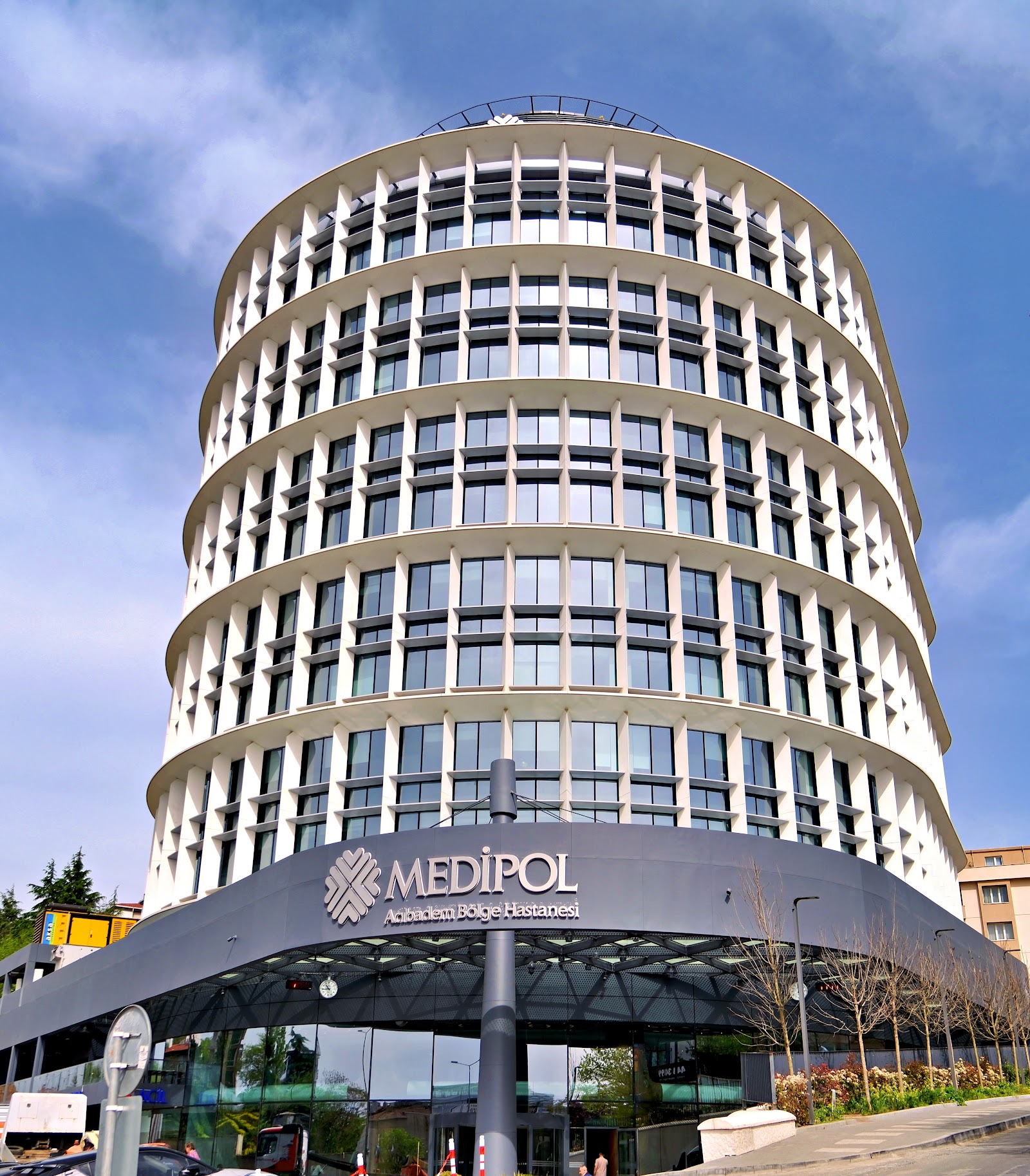 Özel Medipol Acıbadem Bölge Hastanesi Saç Ekim Birimi